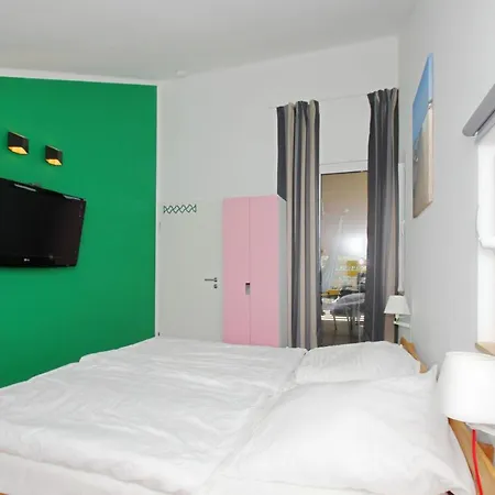 Strandnah,modernes Haus Mit Eigener Sauna, Garten, Terrasse - Sagasol Wiek auf Rügen