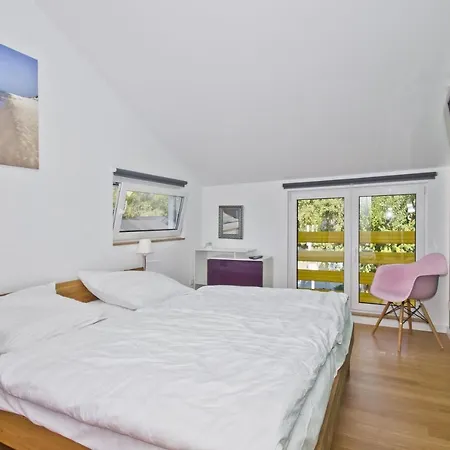 Strandnah,modernes Haus Mit Eigener Sauna, Garten, Terrasse - Sagasol Wiek auf Rügen